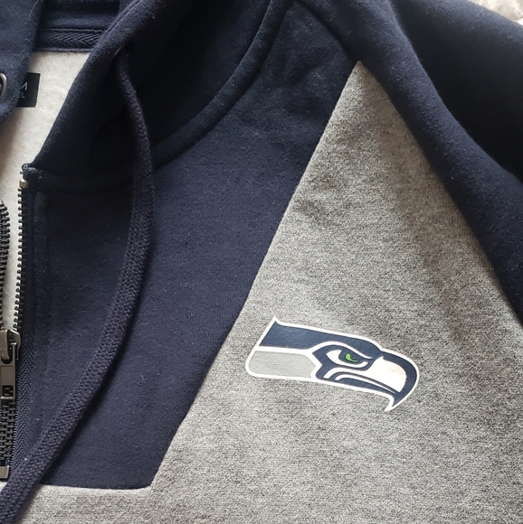Like New NFL Seattle Seahawks Sweatshirt Ladies XL - Picture 4 of 7